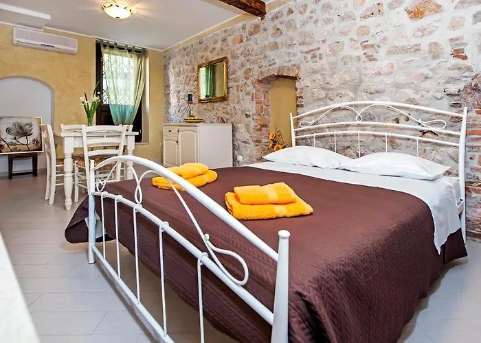 Deamicis Of Downtown