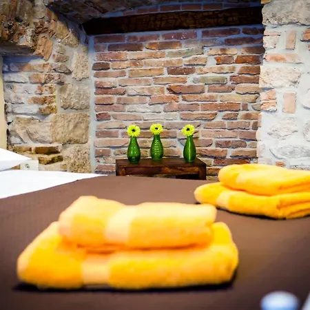 Deamicis Of Downtown Apartamento Rovinj